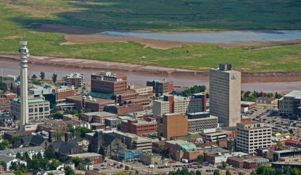 Mobile beauty care services for seniors in Moncton