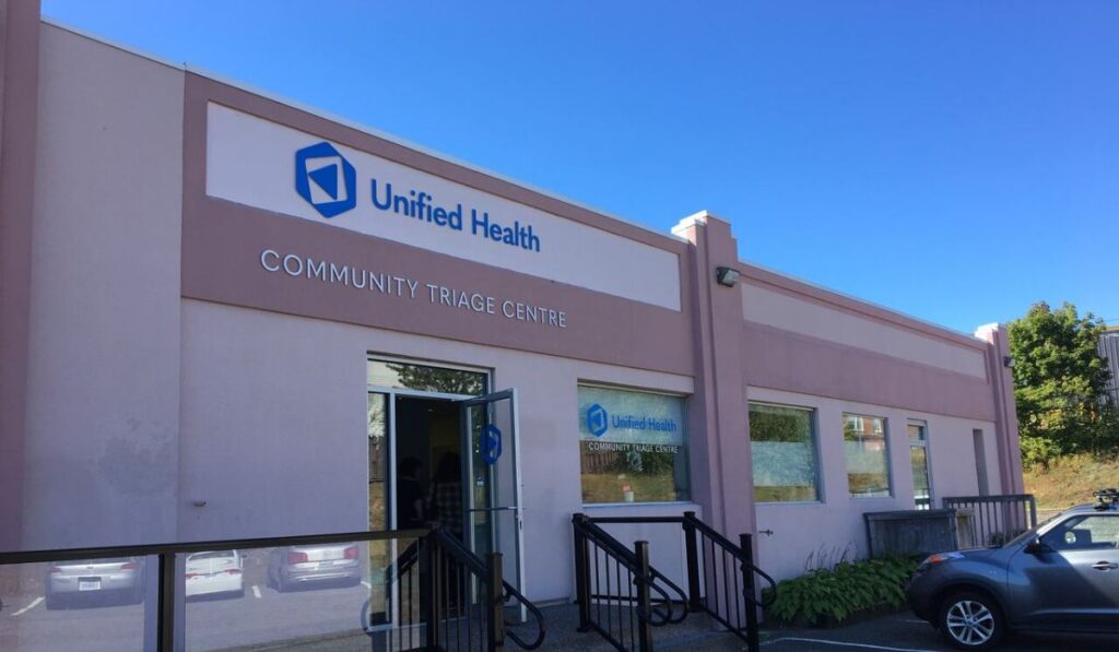 Mobile beauty care services for seniors in Halifax