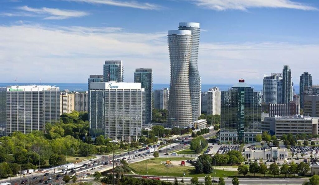 Mobile beauty care services for seniors in Mississauga