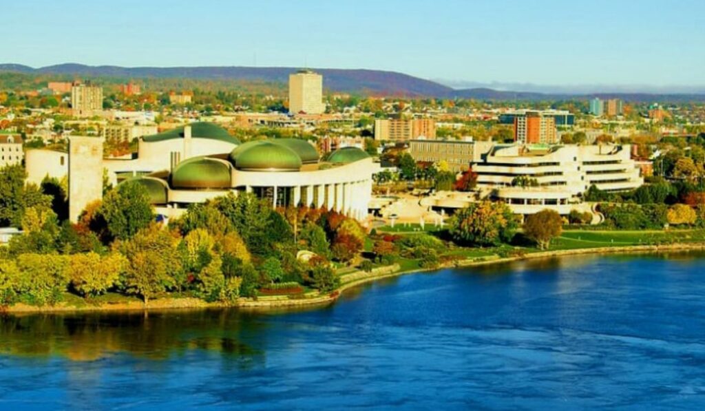 Mobile beauty care services for seniors in Gatineau