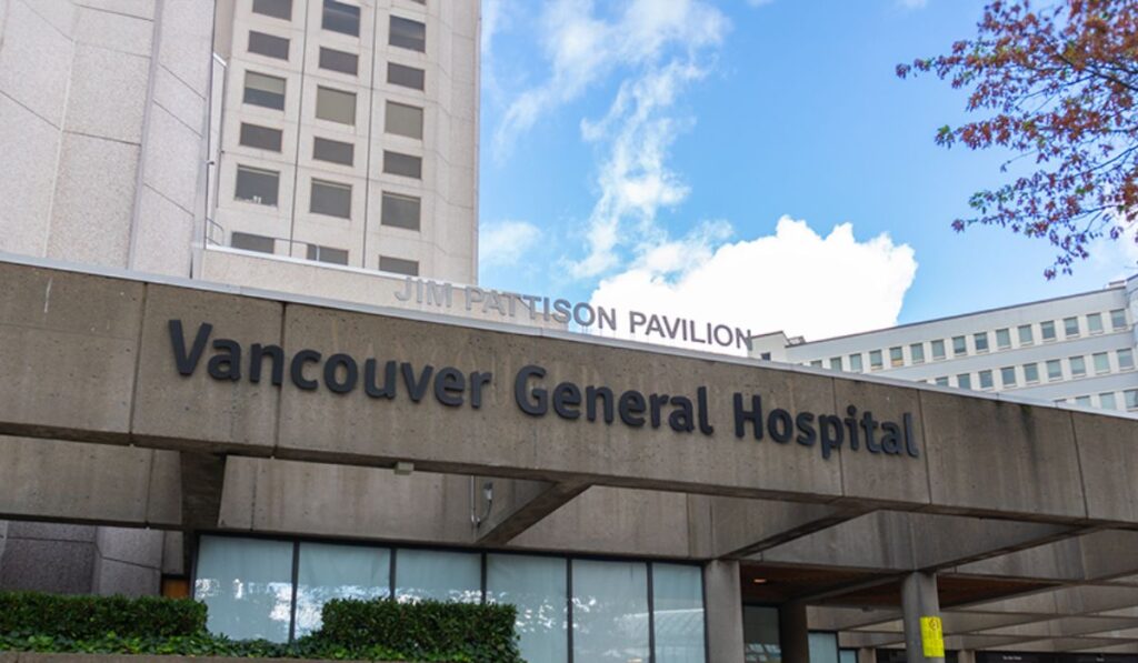 Mobile beauty care services for seniors in Vancouver