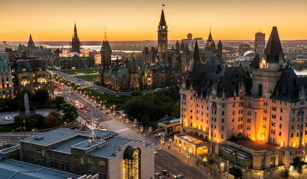 Mobile beauty care services for seniors in Ottawa