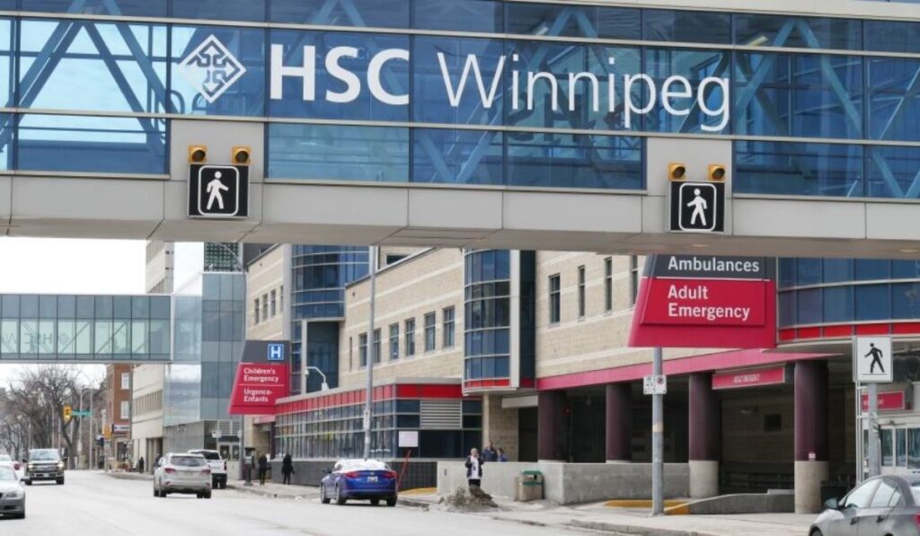 Mobile beauty care services for seniors in Winnipeg