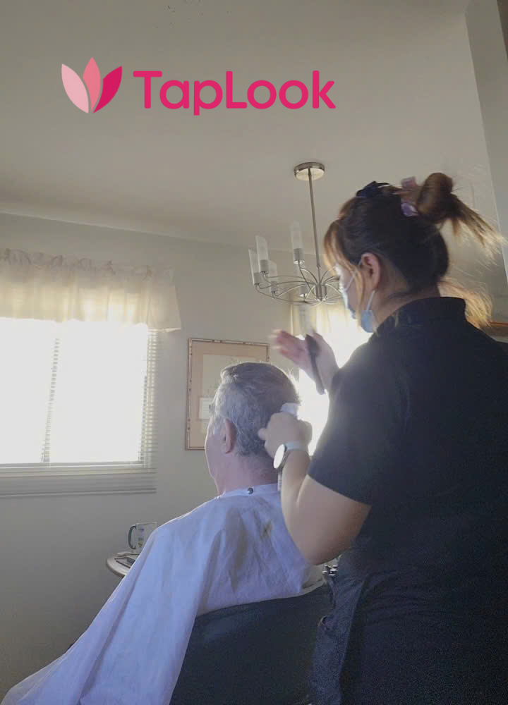 TapLook’s mobile haircut for seniors: A high quality brand serving seniors and people with disabilities across Canada 1 Untitled design 2025 10 25T053842.200