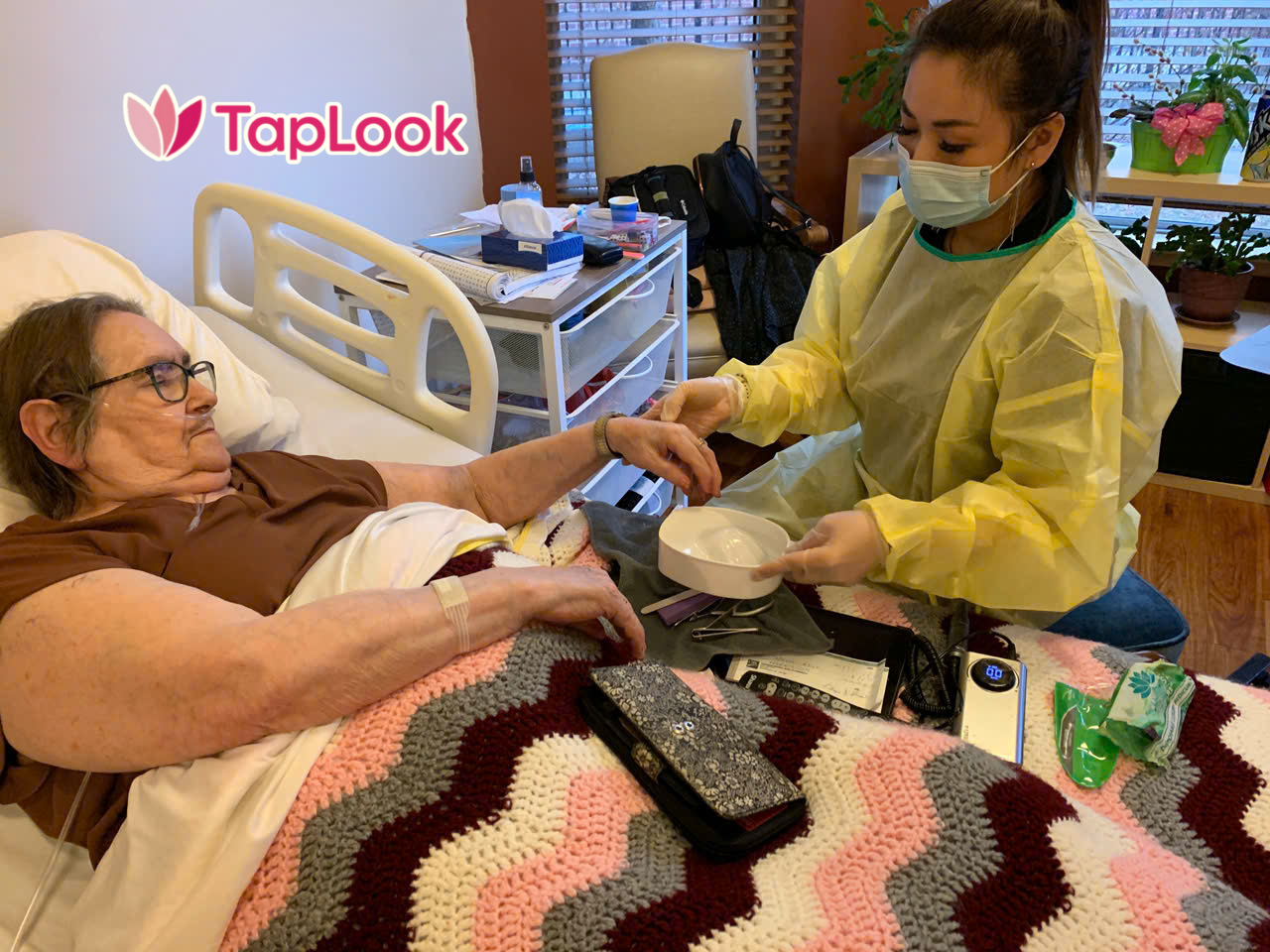 TapLook Positioned as a Leading Mobile Nail Service for Seniors in Canada 12 Untitled design 2026 02 22T072724.846