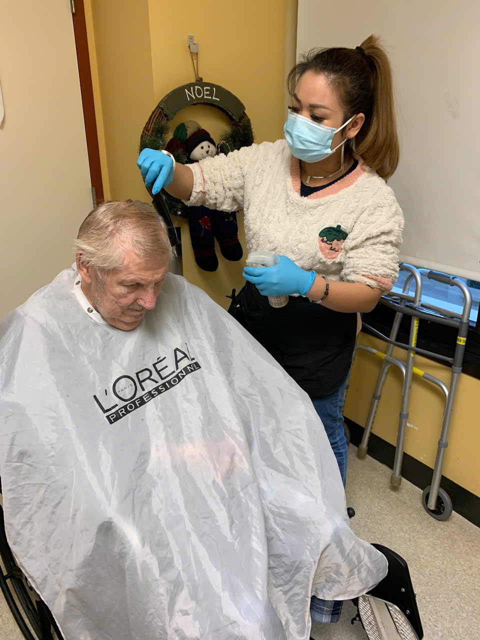 TapLook Positioned as a Leading Mobile Nail Service for Seniors in Canada 11 z7351242920282 55c5206cc70861d61beb663d70fed7c1