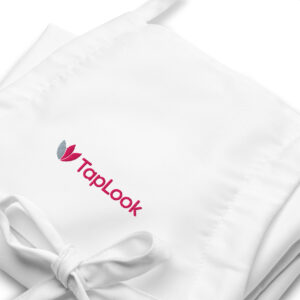 embroidered apron white zoomed in 6a0b459c95b4d